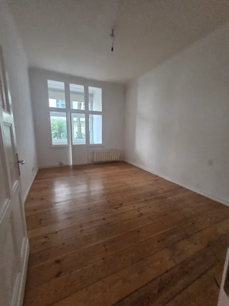 2 Zimmerwohnung mit neuem Duschbad udn Dielen — photo 1